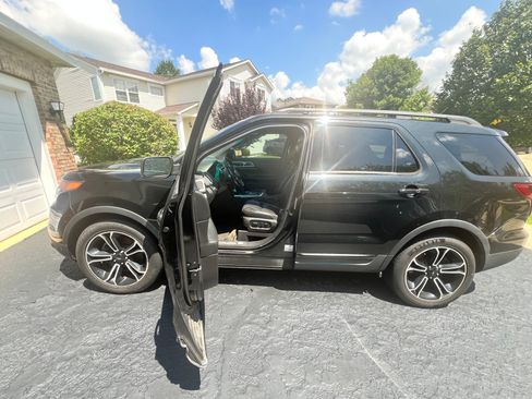 Used 2015 Ford Explorer Sport w/ Equipment Group 401A AWD/4WD image 1