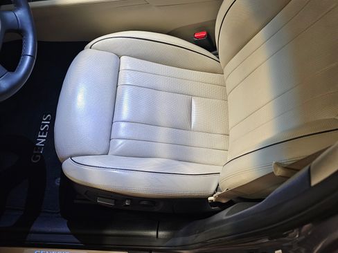 Used 2017 Genesis G80 5.0 Ultimate image 12