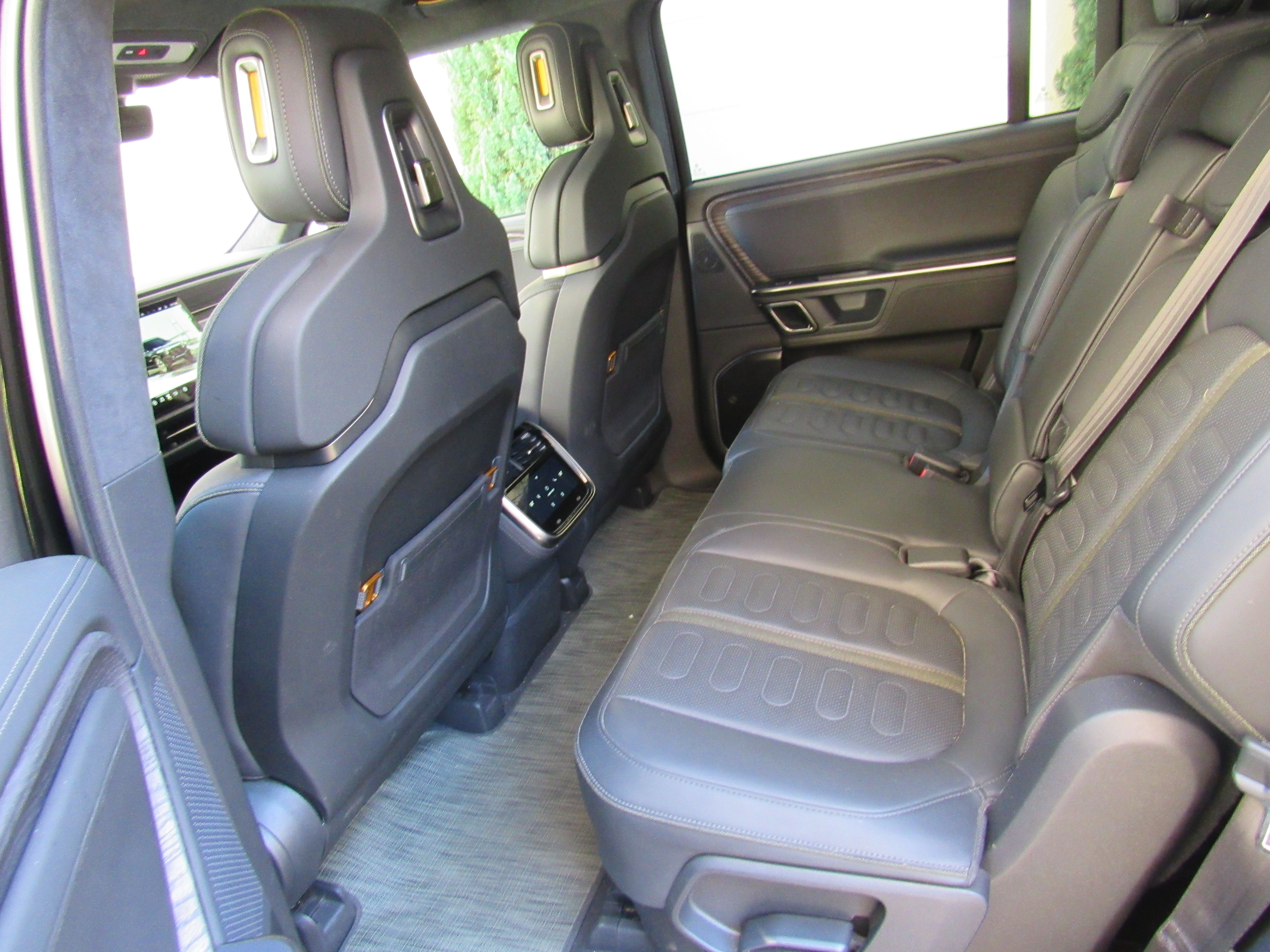 Used 2023 Rivian R1S Adventure Quad AWD/4WD image 13