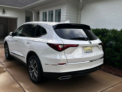 Used 2023 Acura MDX FWD w/ Technology Package image 5