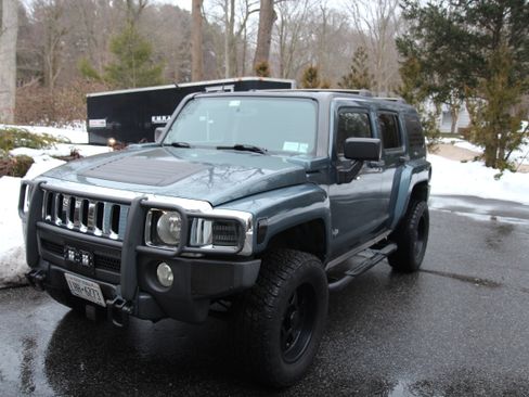 Used 2007 HUMMER H3 image 1