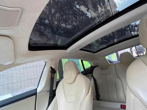 Used 2017 Tesla Model S 75 RWD image 6