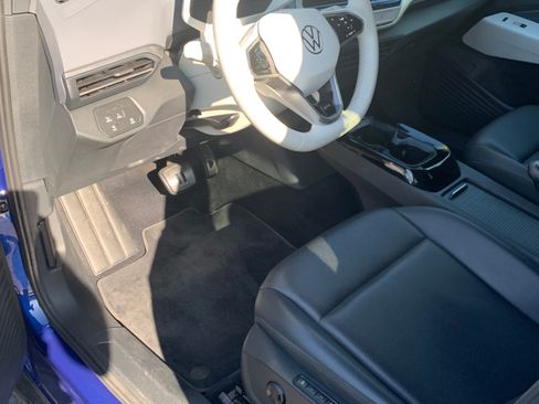 Used 2021 Volkswagen ID.4 1st Edition image 6