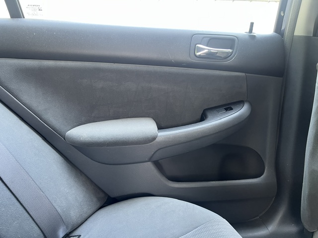 Used 2005 Honda Accord LX image 8