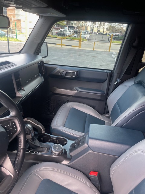 Used 2021 Ford Bronco Outer Banks AWD/4WD image 15