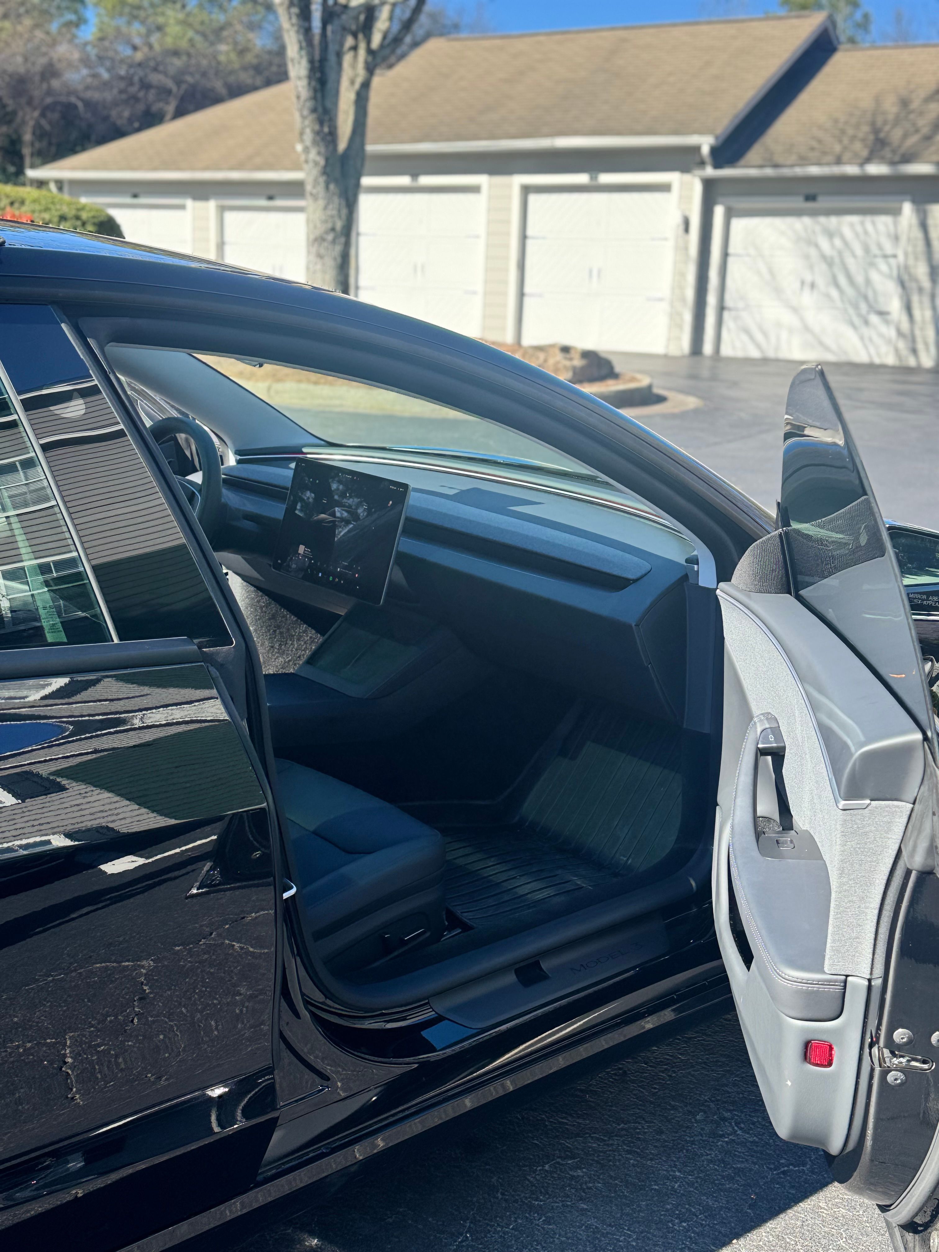 Used 2025 Tesla Model 3 Long Range RWD image 15