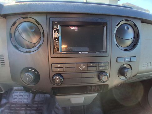 Used 2012 Ford F250 XL image 16