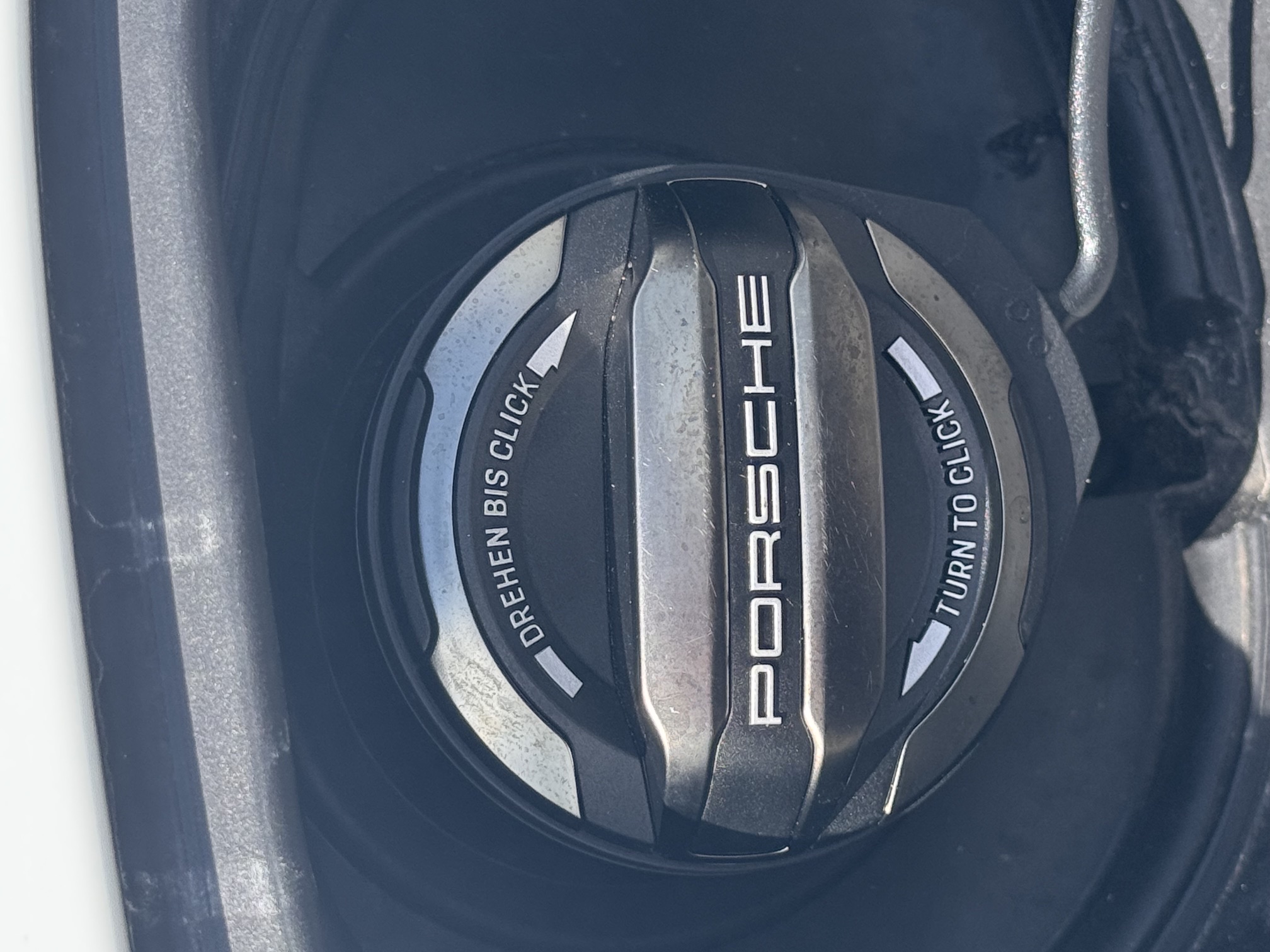 Used 2022 Porsche Macan AWD/4WD image 19