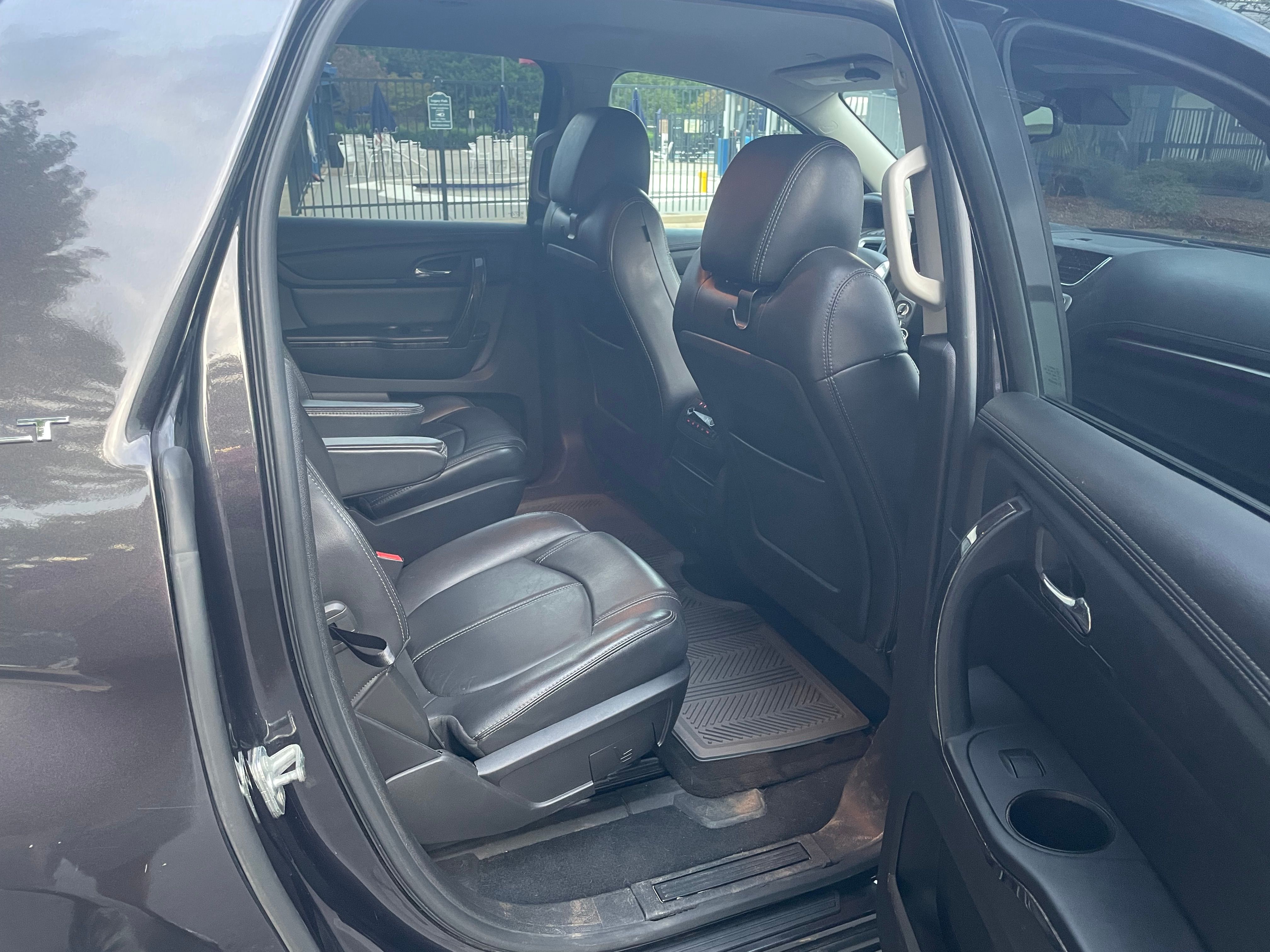 Used 2017 GMC Acadia Limited SLT AWD/4WD image 13
