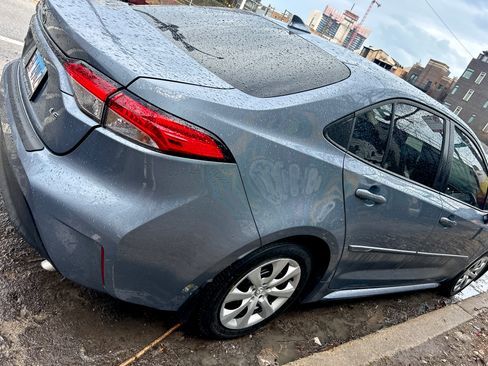 Used 2024 Toyota Corolla LE image 2