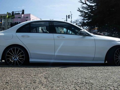 Used 2018 Mercedes-Benz C 300 Sedan image 6