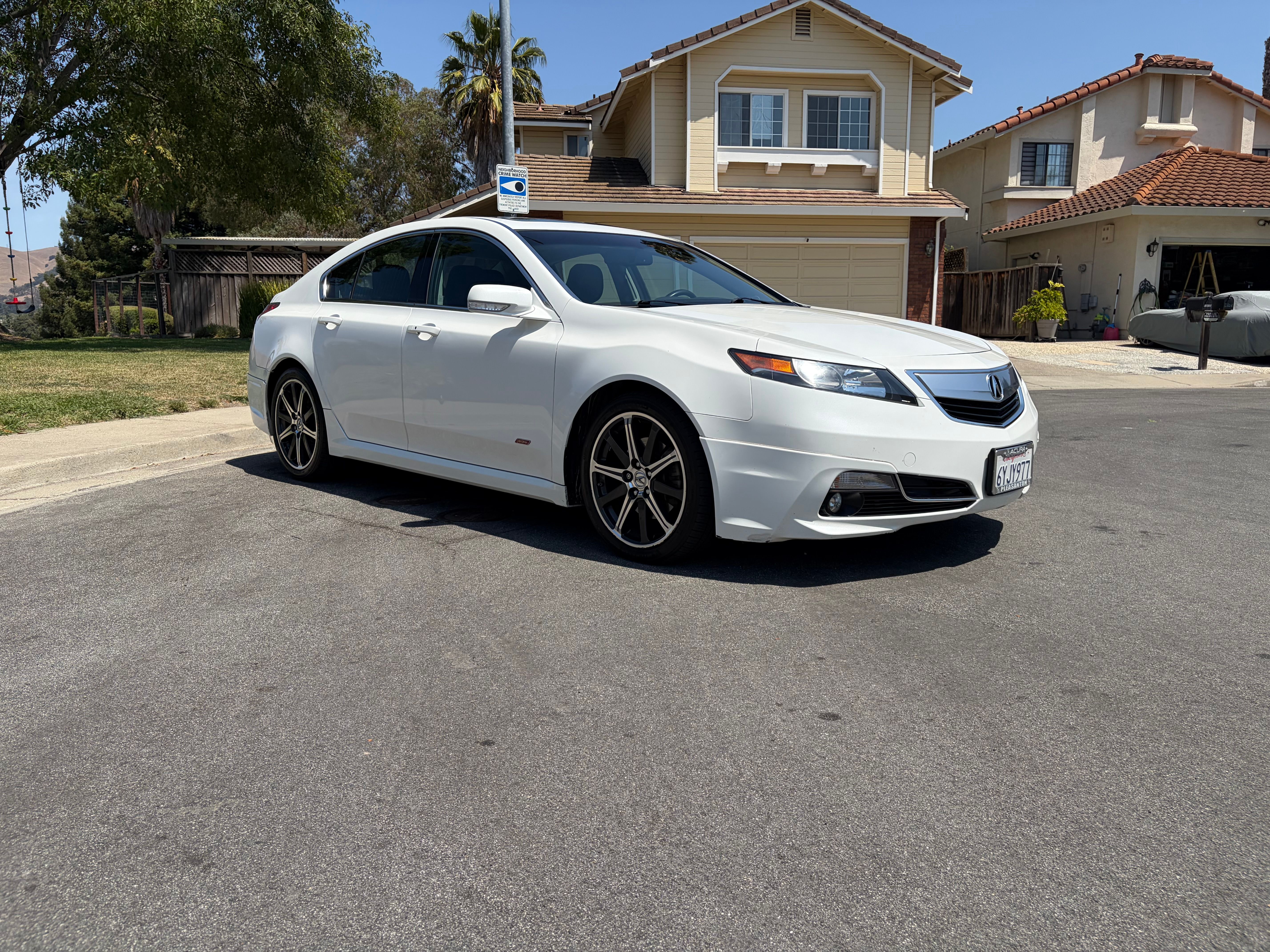 Used 2012 Acura TL w/ Technology Package FWD image 1
