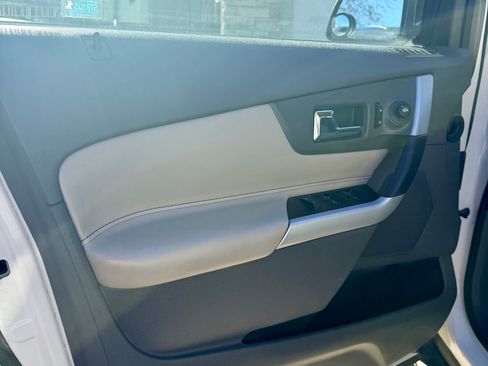 Used 2013 Ford Edge SEL image 5