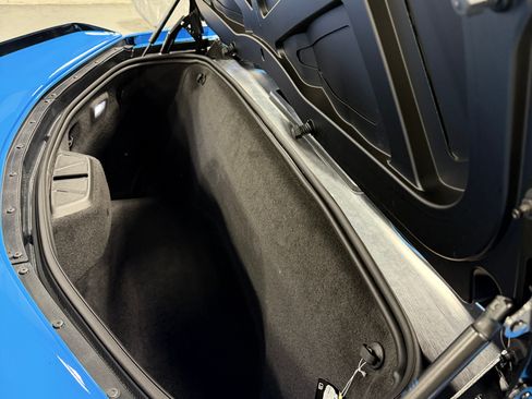 Used 2024 Chevrolet Corvette Z06 RWD image 30