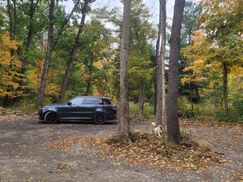 Used 2017 Land Rover Range Rover Sport SVR image 4