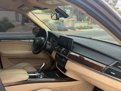 Used 2013 BMW X5 xDrive35i image 8
