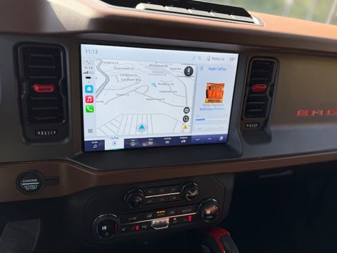 Used 2024 Ford Bronco Outer Banks w/ Sasquatch Package image 21