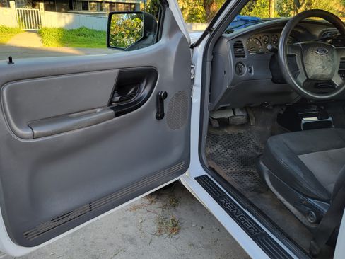 Used 2010 Ford Ranger XL image 16