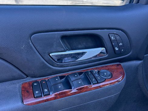 Used 2010 Chevrolet Silverado 1500 LTZ w/ Max Trailering Pack image 27