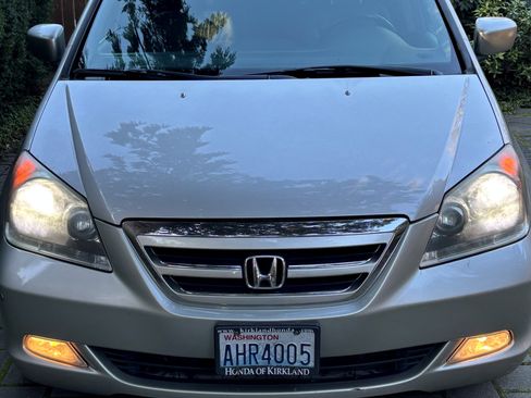 Used 2005 Honda Odyssey Touring image 2