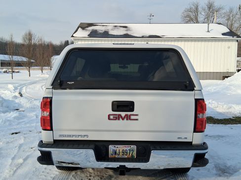 Used 2016 GMC Sierra 1500 SLE w/ SLE Value Package image 2