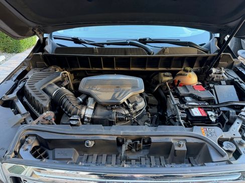 Used 2017 GMC Acadia Denali w/ Technology Package image 11