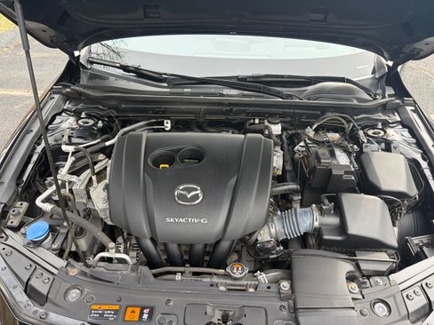 Used 2021 MAZDA MAZDA3 s image 23