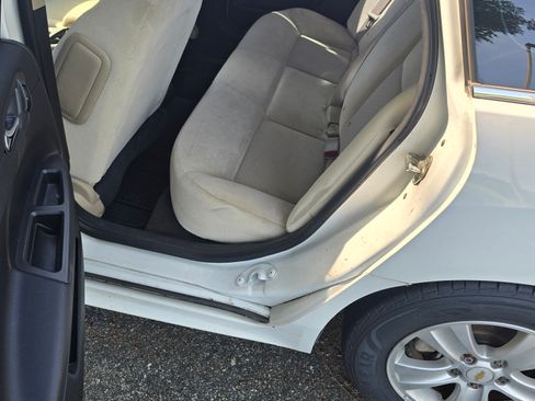 Used 2016 Chevrolet Impala Limited LS image 5