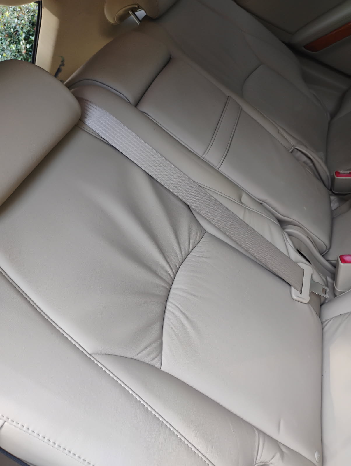 Used 2005 Lexus RX 330 FWD image 1