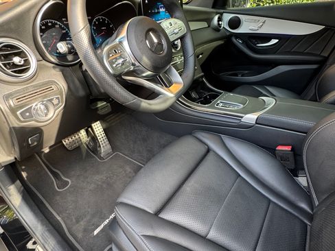 Used 2022 Mercedes-Benz GLC 300 image 6