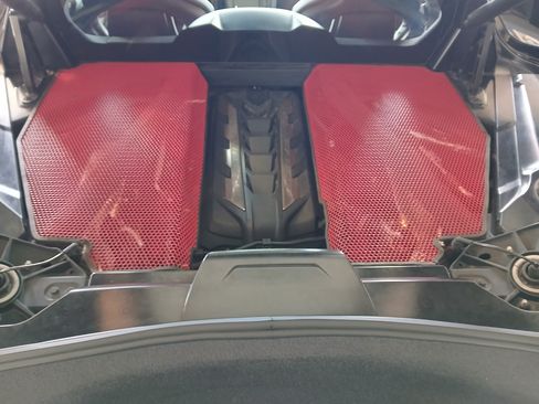 Used 2021 Chevrolet Corvette Stingray Preferred Cpe w/ Z51 Performance Package RWD image 22