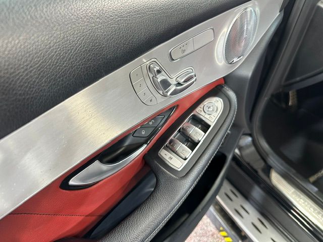 Used 2019 Mercedes-Benz GLC 300 4MATIC Coupe image 17