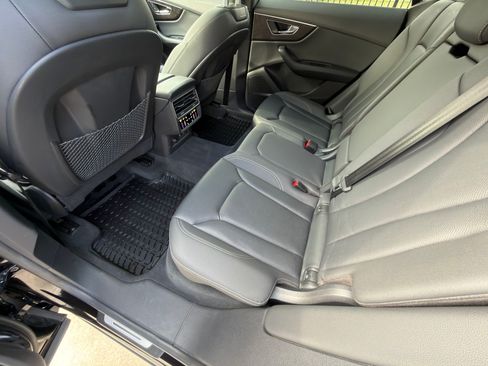 Used 2021 Audi Q8 Premium Plus w/ Premium Plus Package image 28