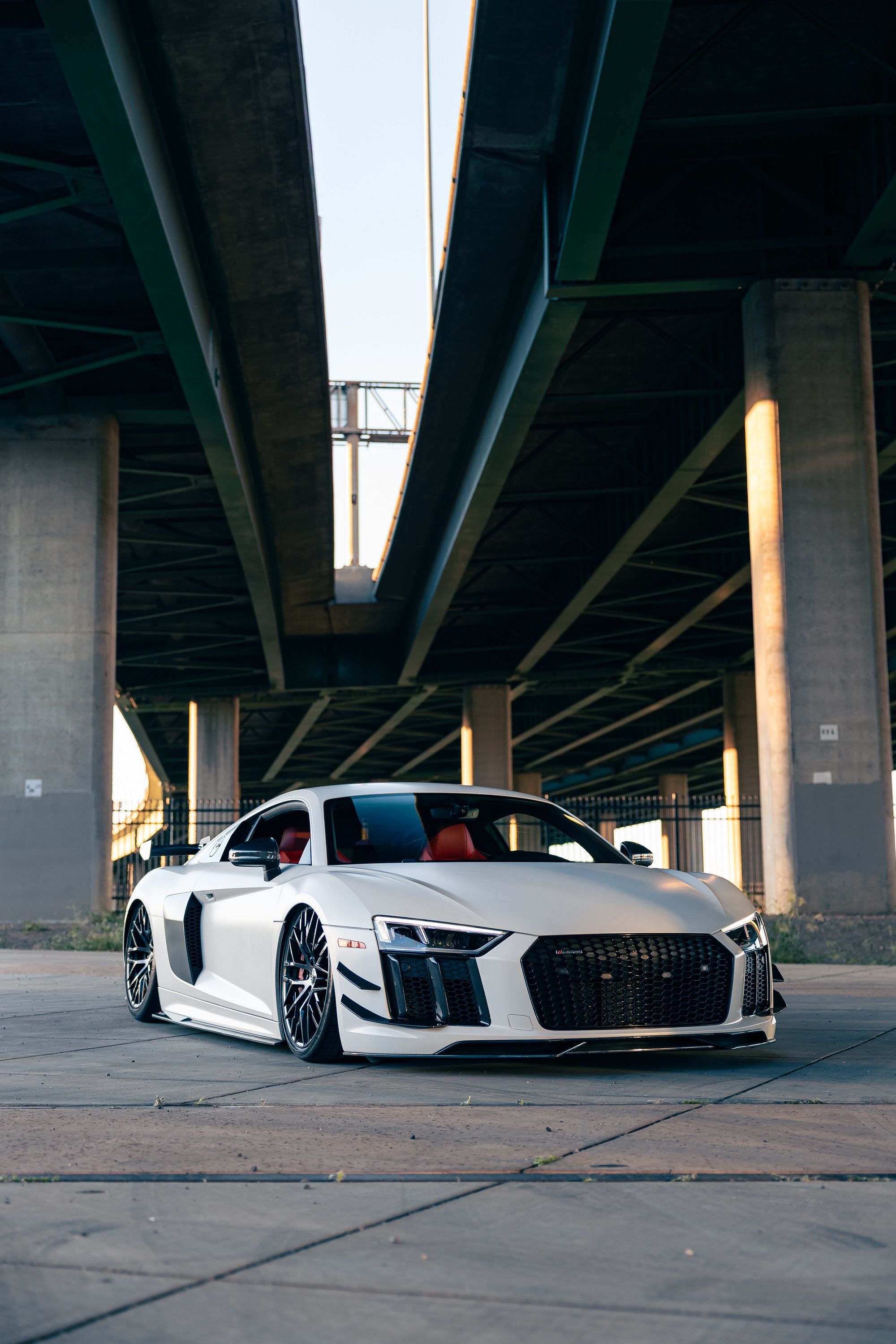 Used 2018 Audi R8 V10 w/ Premium Package RWD image 20