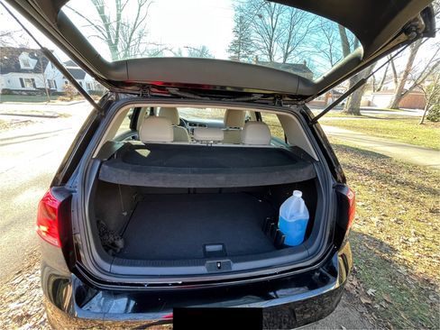 Used 2015 Volkswagen Golf TDI SE image 5