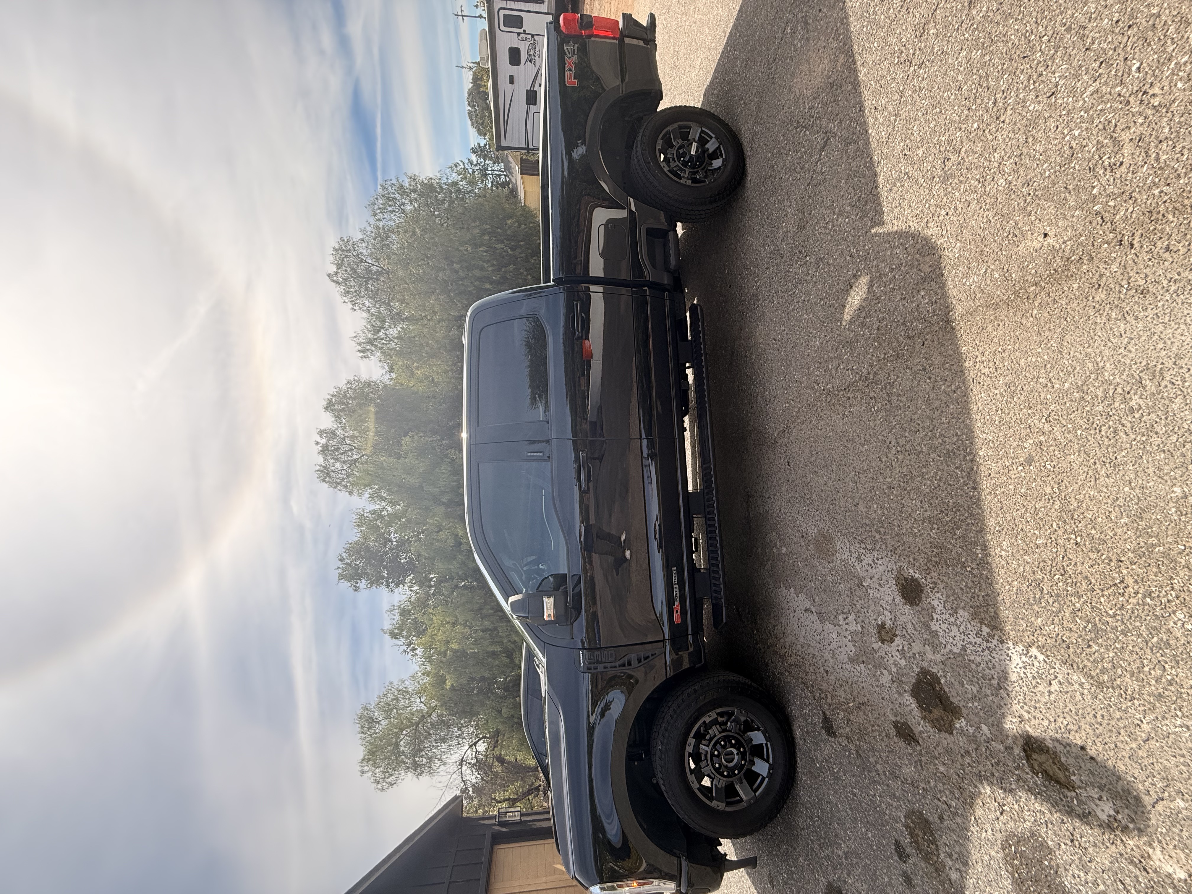 Used 2024 Ford F350 Lariat w/ Sport Appearance Package AWD/4WD image 5
