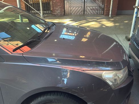 Used 2011 Chevrolet Cruze LT image 4