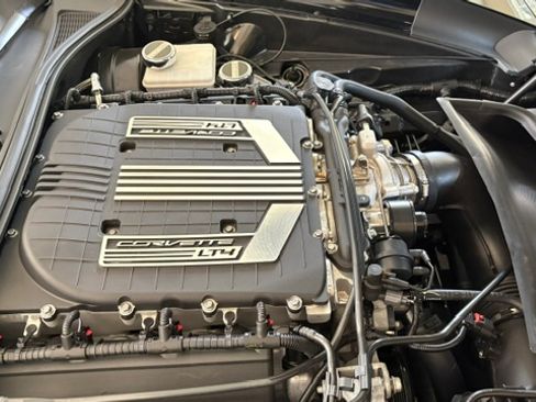 Used 2016 Chevrolet Corvette Z06 w/ 3LZ Preferred Equipment Group RWD image 14