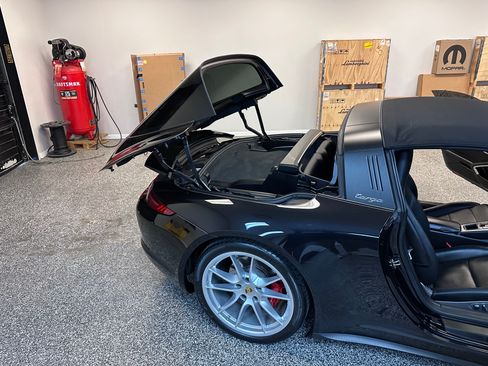 Used 2015 Porsche 911 Targa 4S image 15