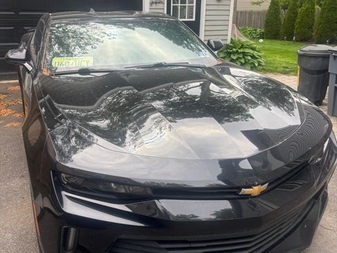 Used 2016 Chevrolet Camaro LT RWD image 4