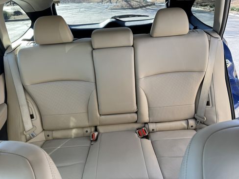 Used 2017 Subaru Outback 3.6R Limited image 8