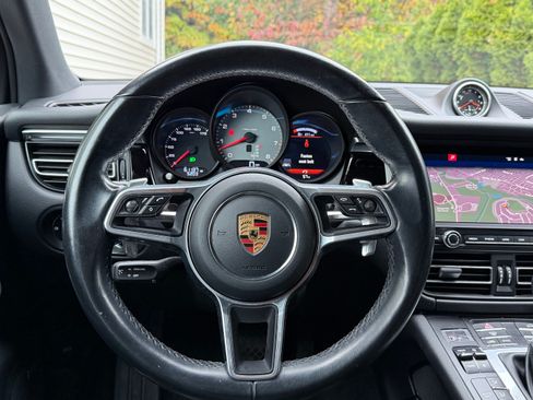 Used 2021 Porsche Macan S image 15