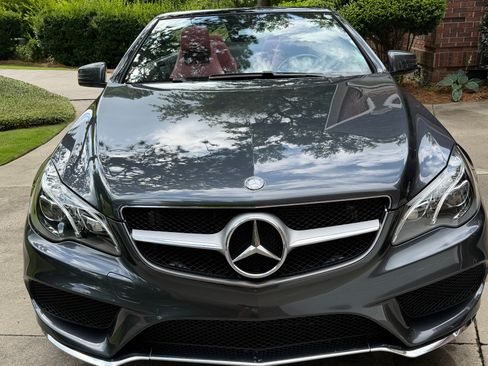Used 2015 Mercedes-Benz E 550 Cabriolet image 4