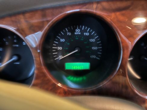 Used 1997 Jaguar XK8 Convertible image 12