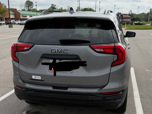 Used 2020 GMC Terrain SLT w/ Elevation Edition FWD image 5