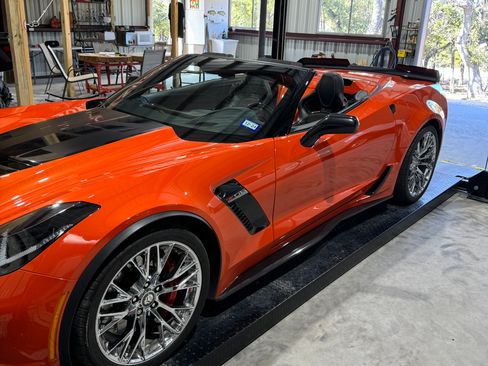 Used 2019 Chevrolet Corvette Z06 image 4