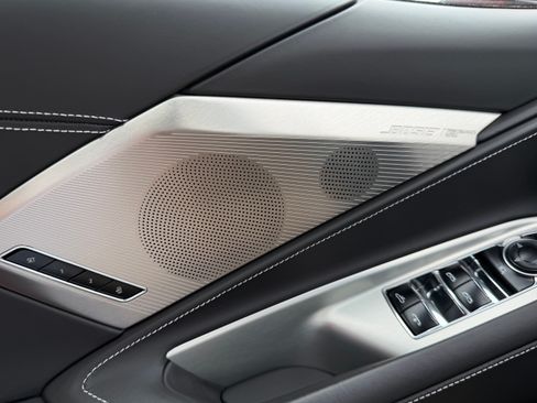 Used 2023 Chevrolet Corvette Stingray Premium Conv w/ Z51 Performance Package image 14