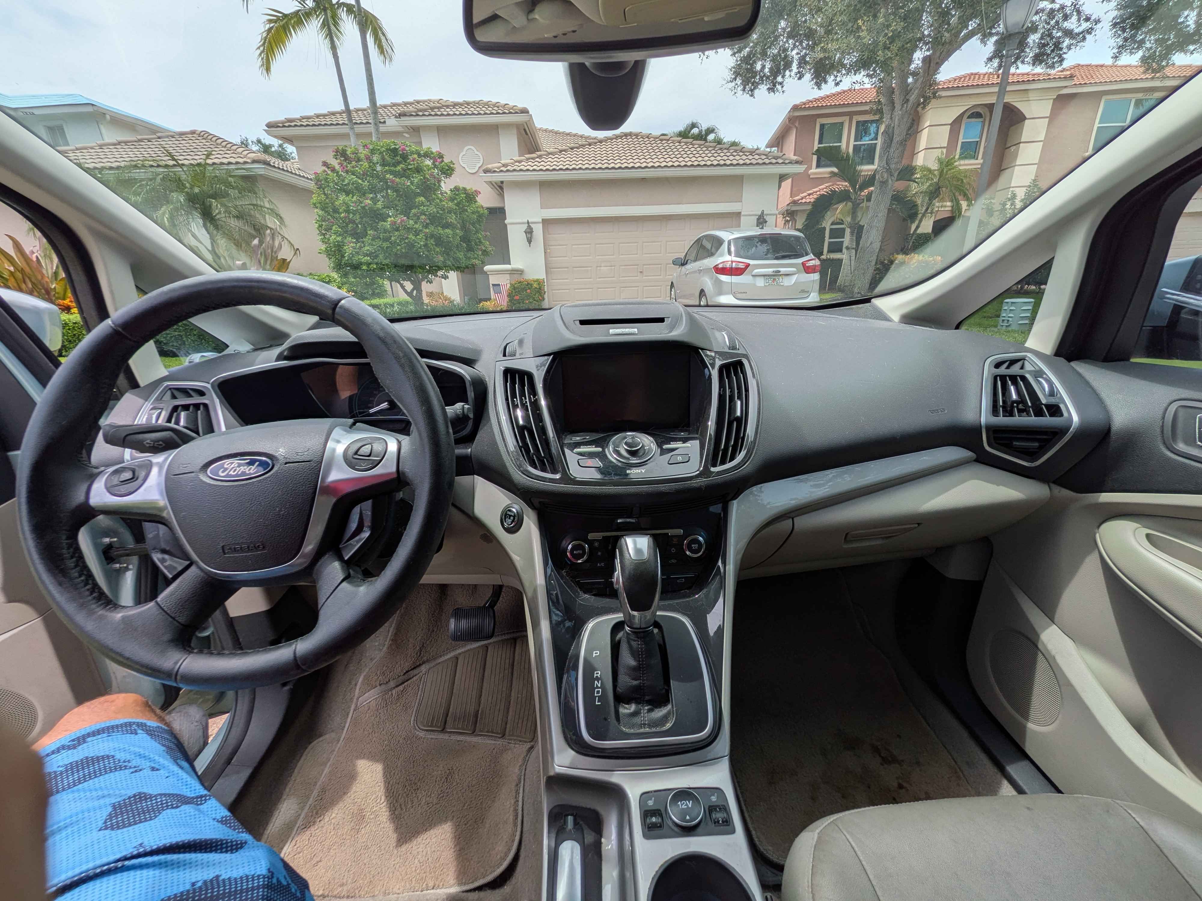 Used 2013 Ford C-MAX SEL FWD image 9
