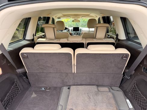 Used 2017 Mercedes-Benz GLS 450 4MATIC image 19