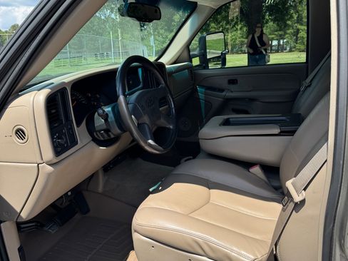 Used 2003 Chevrolet Silverado 1500 LS RWD image 28